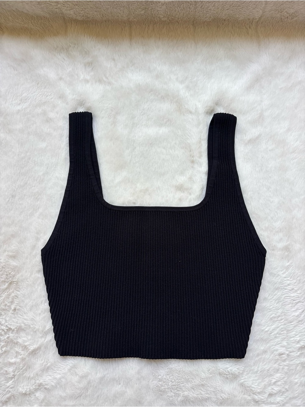 Babaton Black Ribbed Square Crop Tank Size Small
